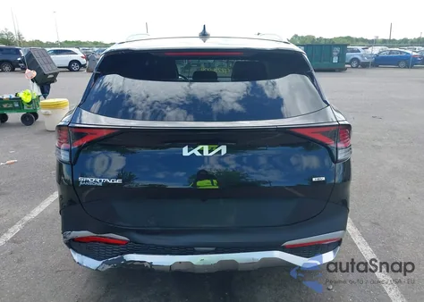 2024 Kia Sportage Hybrid Ex z USA, uszkodzony, nr VIN KNDPVCDGXR7160299